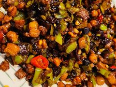 黑三剁-云海肴·汽锅鸡·云南菜(天山百盛优客店)