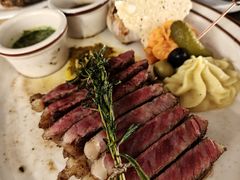 -Mark&Mars Restaurant