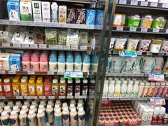 -全家便利店(东直门店)