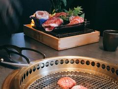 -铭牛烧肉·和牛海鲜自助(高新月牙湖店)