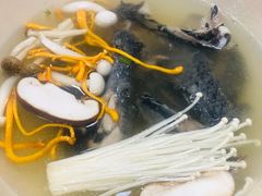 半只鸡-黑鸡小馆(金源店)