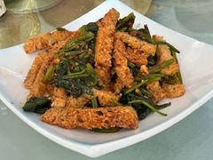 -马尔龙新疆饭店·清真(瑞景店)