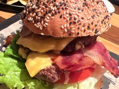 -FAT COW(虹梅路店)