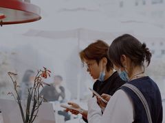 -UNI UNI(环亚凯瑟琳店)