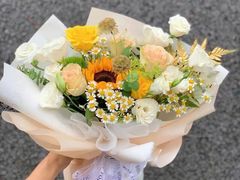 -雪蔓之鲜花气球派对(家佳源时代中心店)