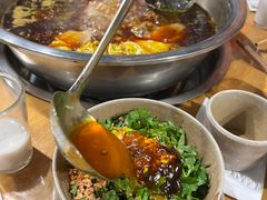 -肖肖酸萝卜鱼火锅(总店)