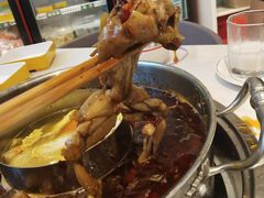 -蛙两只美蛙鱼头火锅(恒茂店)