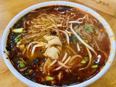 帽结子肥肠粉-白家高记肥肠粉(总店)