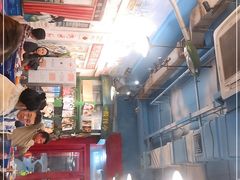 -马路边边串串香形象店(磐石路店)