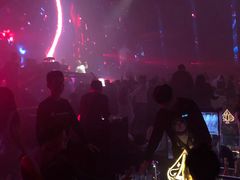 -简奥斯汀·赫本酒吧