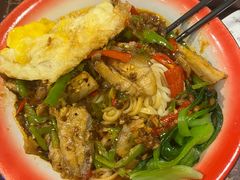 -方铲铲·成都板凳面(滨江银泰店)