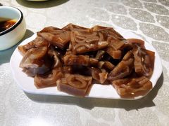 自制皮冻-华盛园卷子王农家菜水库鱼