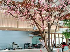 -蜜桃餐厅·伴山(湖滨商业街店)