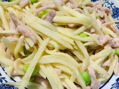 茭白炒肉丝-兔爸私家小厨(新北万达店)