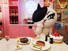 -LINE FRIENDS Garosu-gil Flagship Store