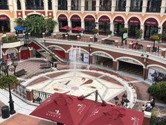 -佛罗伦萨小镇广佛名品奥特莱斯(疏港路店)