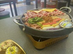 -豚妈妈汤饭·部队锅(南京东路店)