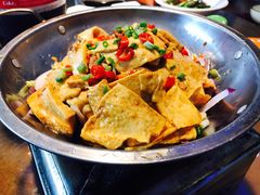 干锅千叶豆腐-三木森时尚餐厅(树达学院店)