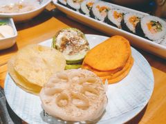 素菜拼盘-唯成•韩国炭火烤肉 유성고기