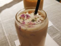 玫瑰奶茶-董小姐咖妃·咖啡·简餐.意面(松江大学城店)