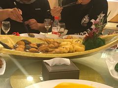 -顺峰海鲜酒楼(省府店)