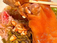 -八月美食小馆(银泰城总店)