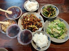 -峨嵋小镇·川菜(勒泰中心店)