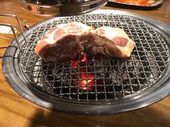 厚切五花肉-·缸桶屋·韩式牛肋条自助烤肉(西湖D11店)