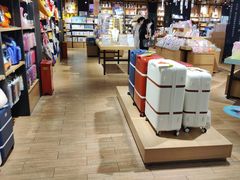 -九木杂物社(恒隆广场店)