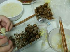 -张鸭子重庆特产卤味小吃(未来国际店)