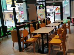 -德克士(香港街店)