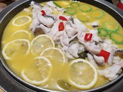 -山城外·非遗酸菜鱼(蜀都万达店)