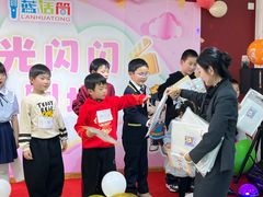 -蓝话筒·少儿成人演讲口才·主持朗诵·戏剧表演(大华第一坊店)