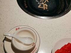 -三人行骨头王火锅(长寿店)