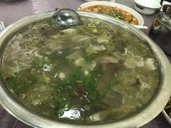 -卢六川汤肉(南方花园店)
