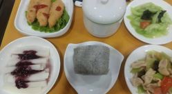 -月之旅·尊 高端月子会所(科馨别墅一店)