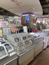 -孩子王(静安大融城店)