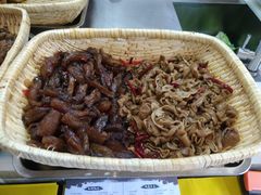 -王婆乔鲜鱼自助火锅(蜀汉路店)