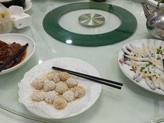 -品香菜馆(旗峰路中侨大厦店)