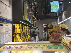 -周黑鸭(深圳南山区海岸城店)