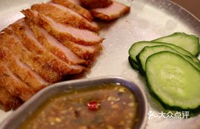 Dai-Style Pork Neck Meat
