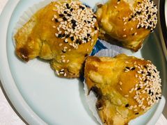 秘制叉烧酥-维园悦谱·海派家常菜(乌鲁木齐南路店)