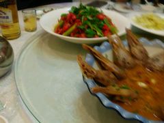 -鲁小三·大骨自助(金山总店)