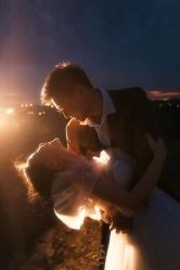 -雪中彩影婚纱摄影·微光艺术中心