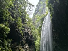 -龙水峡地缝景区