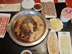 -大龙辣火锅·龙虾·烧烤(湖滨新天地店)