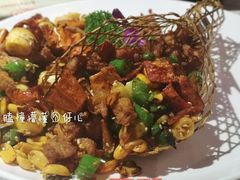 香辣掌中宝-红钳侠小龙虾·烧烤(中赢康康谷店)
