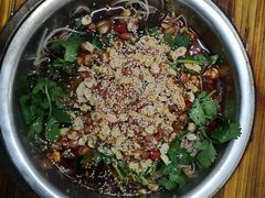 -周良天山牛杂城(天山路总店)