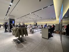 -URBAN REVIVO(佛山南海万达广场店)