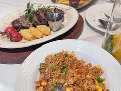-芳草地西式融合餐厅(回龙窝店)